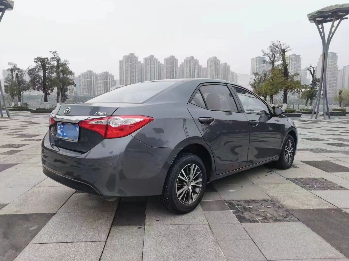2016款雷凌1.6G CVT精英版