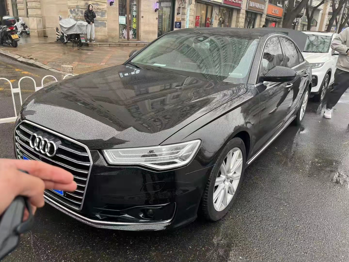 2017款奥迪A6 50四驱尊享