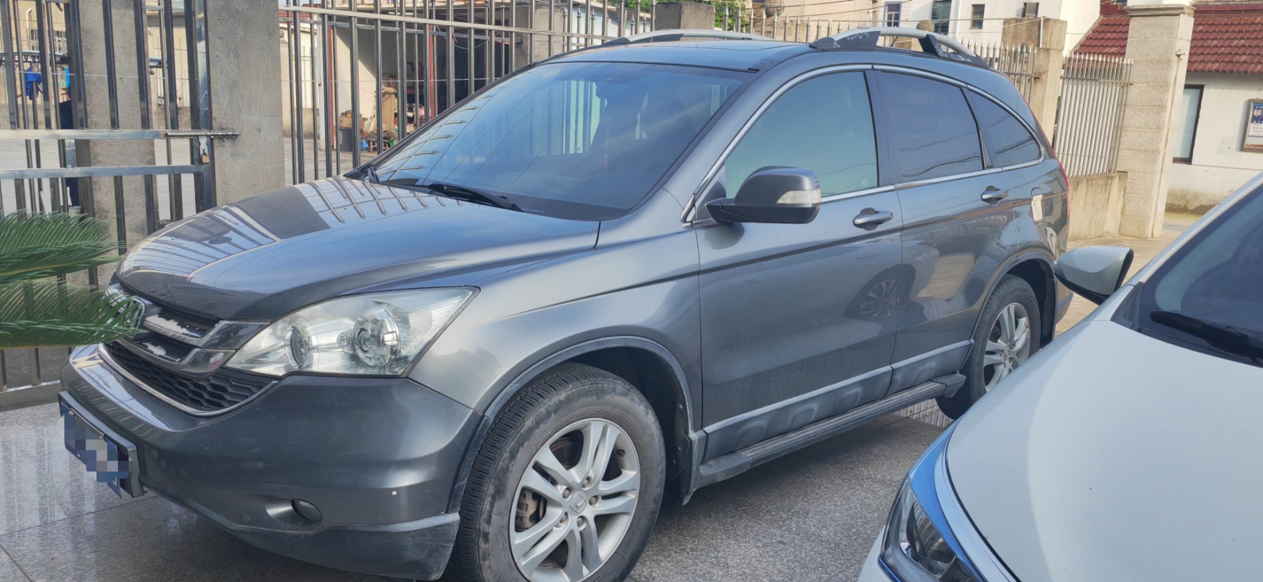 2010款本田CR-V2.4L自动四驱豪华版VTi