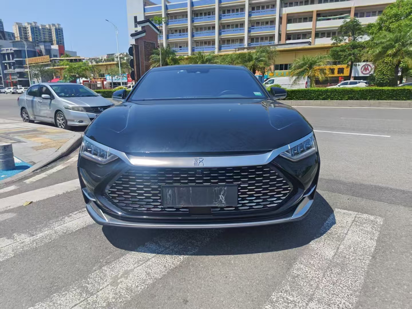 2020款汉DM四驱性能版豪华型