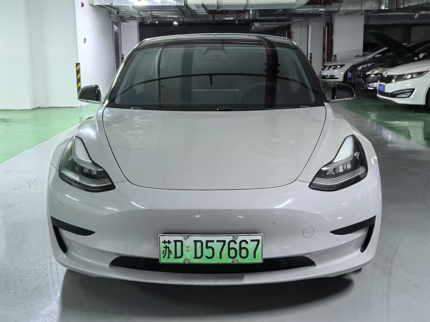 特斯拉Model32020款Model3改款标准续航后驱升级版