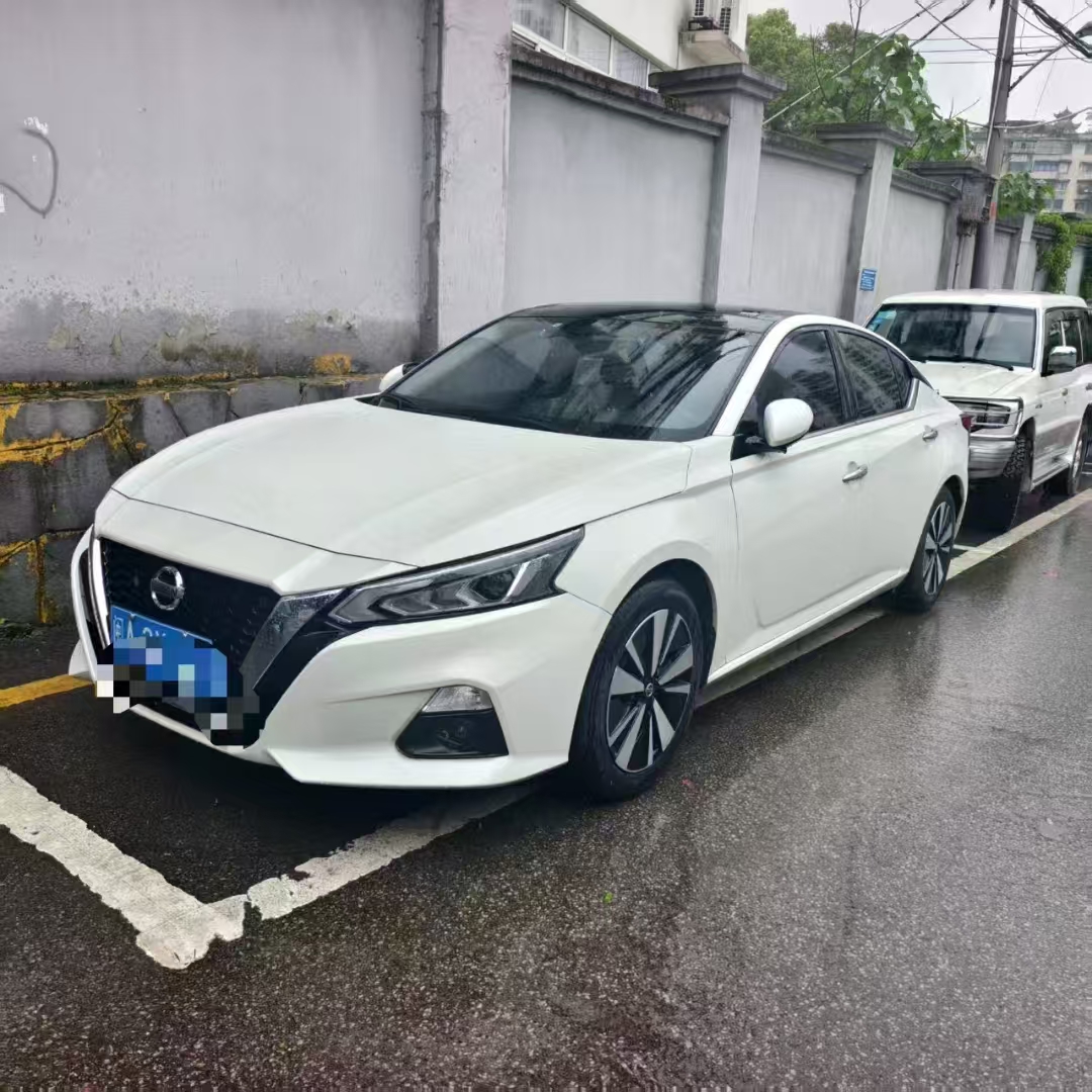 21款日产天籁2.0LXL舒适版