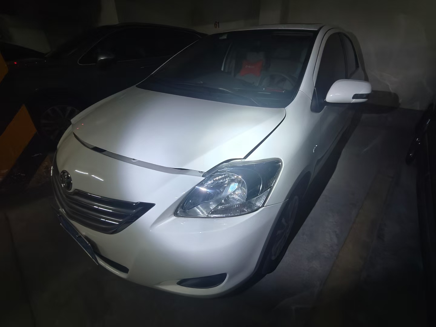 2011款威驰1.6LGL-i天窗版自动