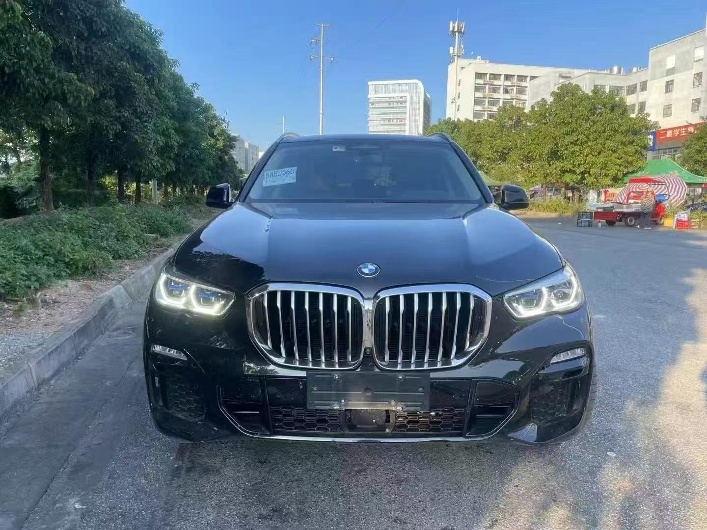 2021款宝马 X5尊享版3.0T