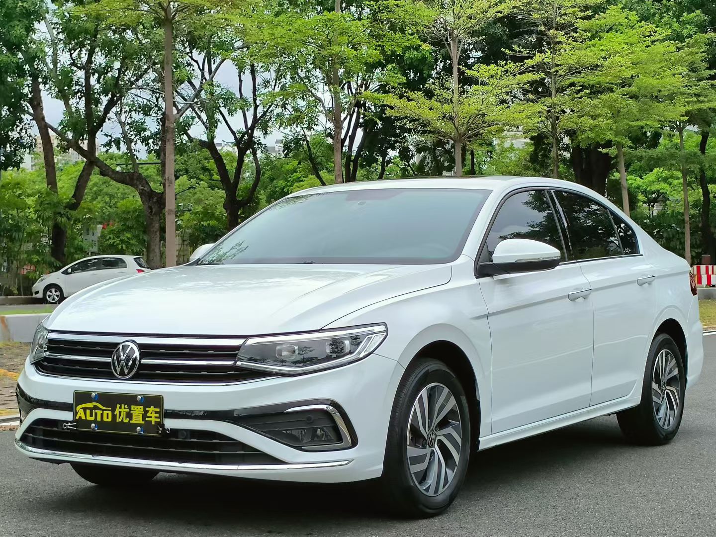 2024款大众宝来200TSI DSG 悦行版