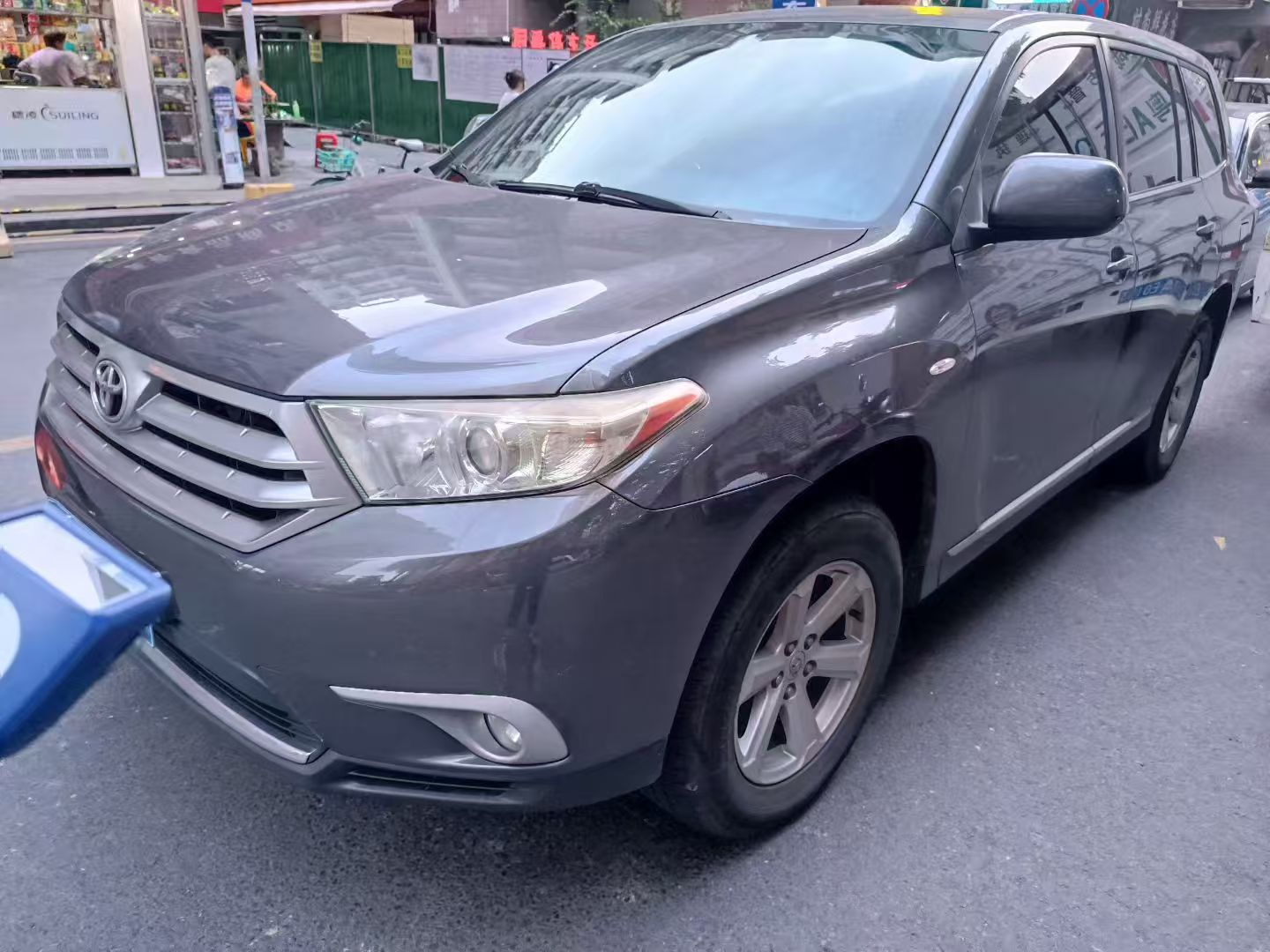 2012款丰田汉兰达 七座精英版2.7L