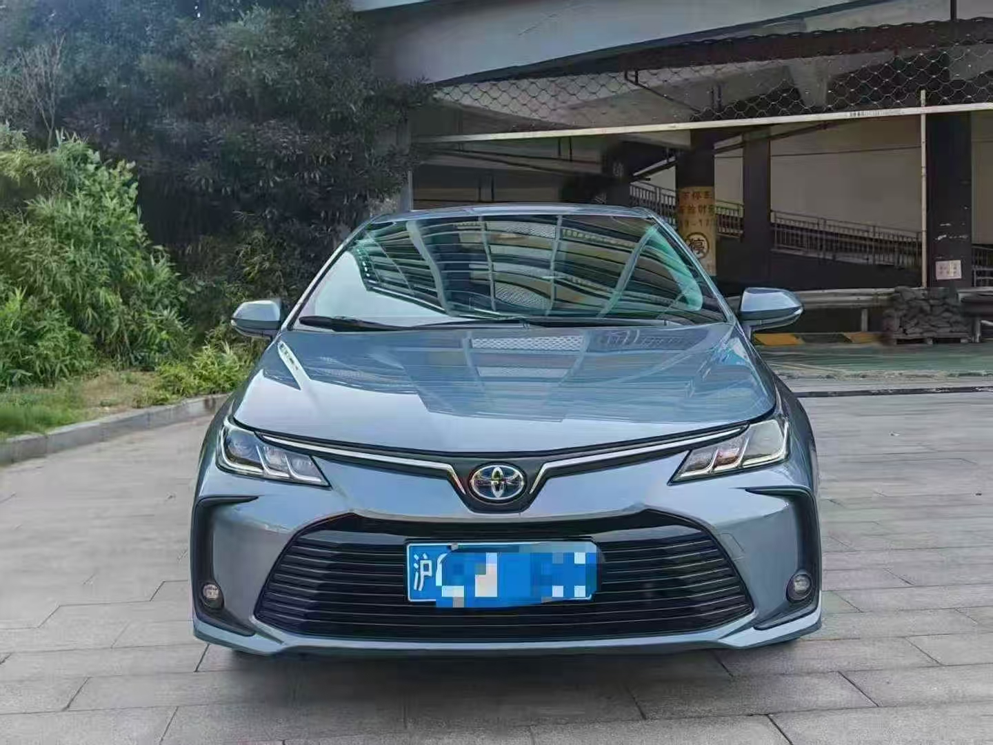 丰田卡罗拉2021款卡罗拉双擎1.8LE-CVT精英版