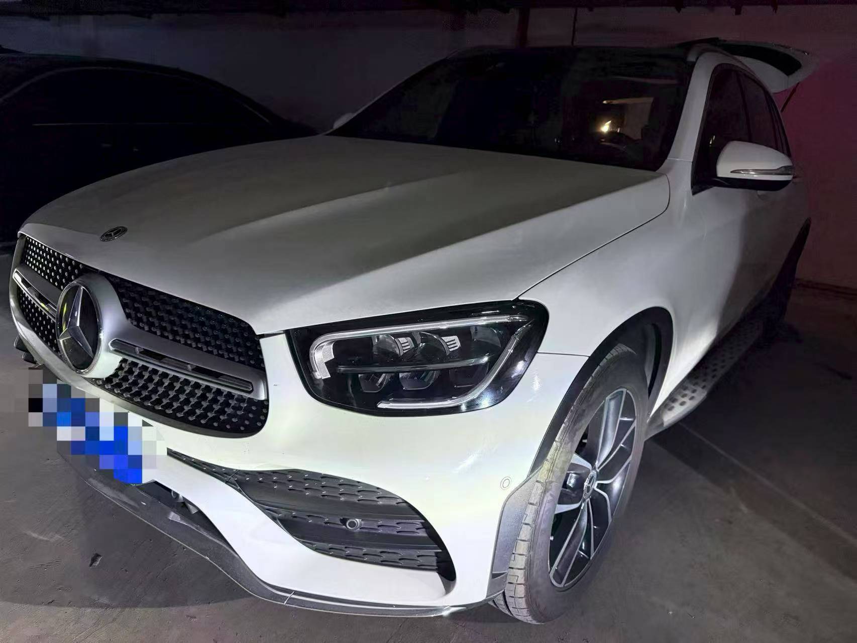 2020款 奔驰GLC级 300L 4MATIC 动感型