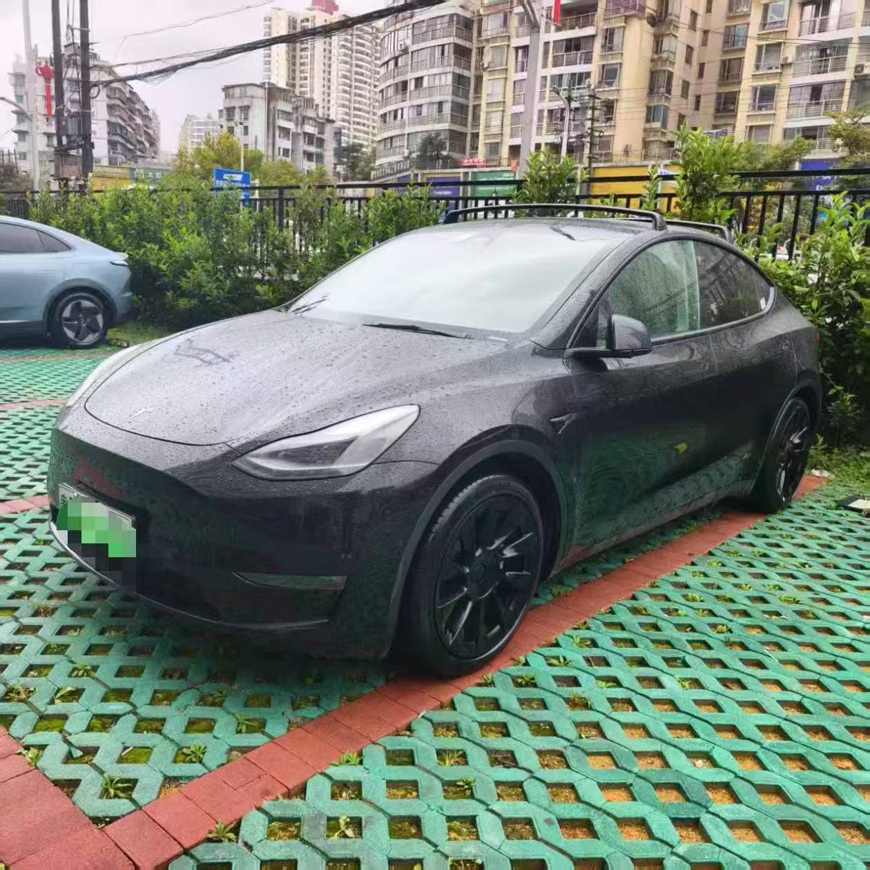 2021款特斯拉Model Y标准续航后驱版