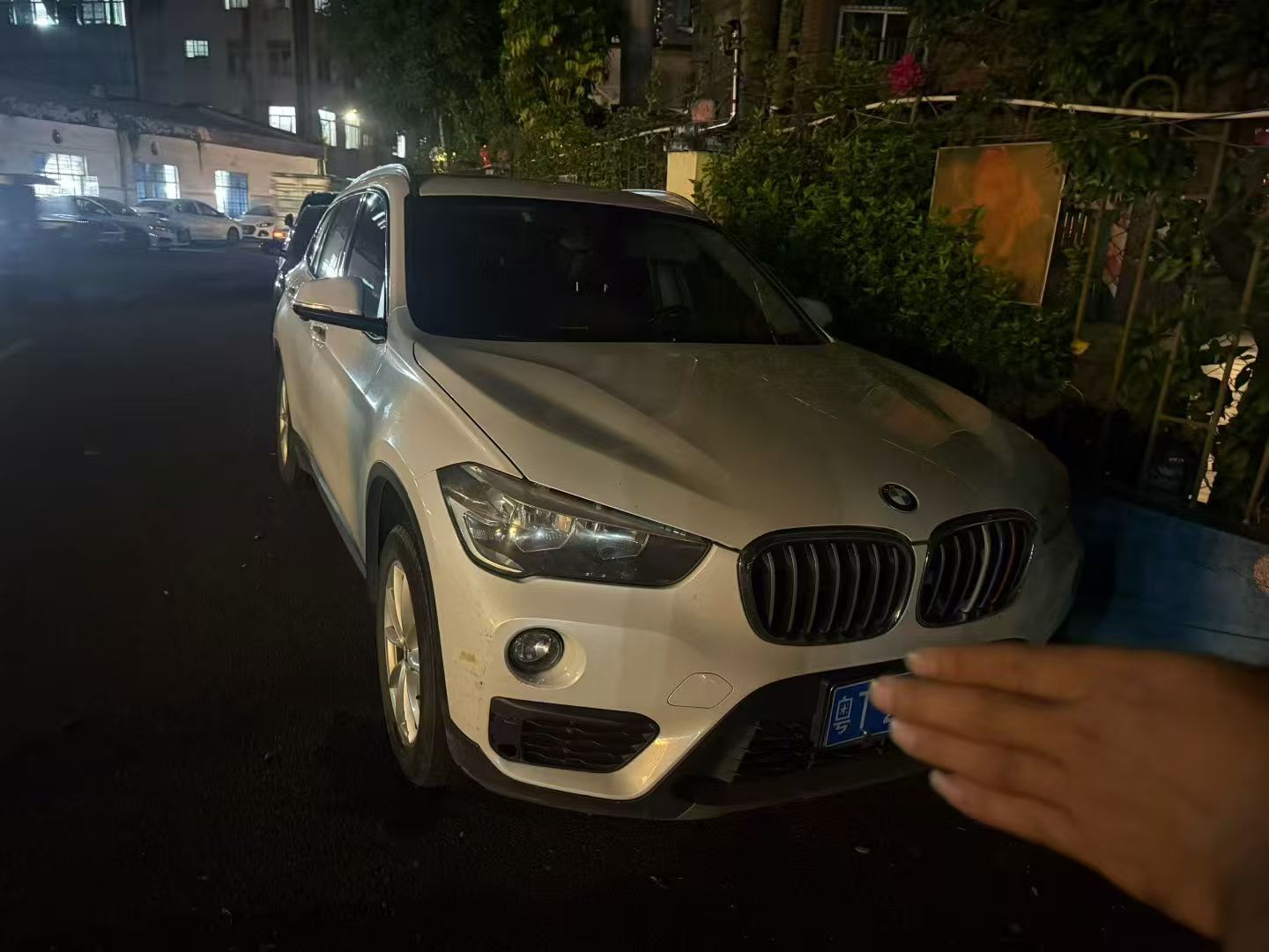 16款宝马X1  18Li 时尚版
