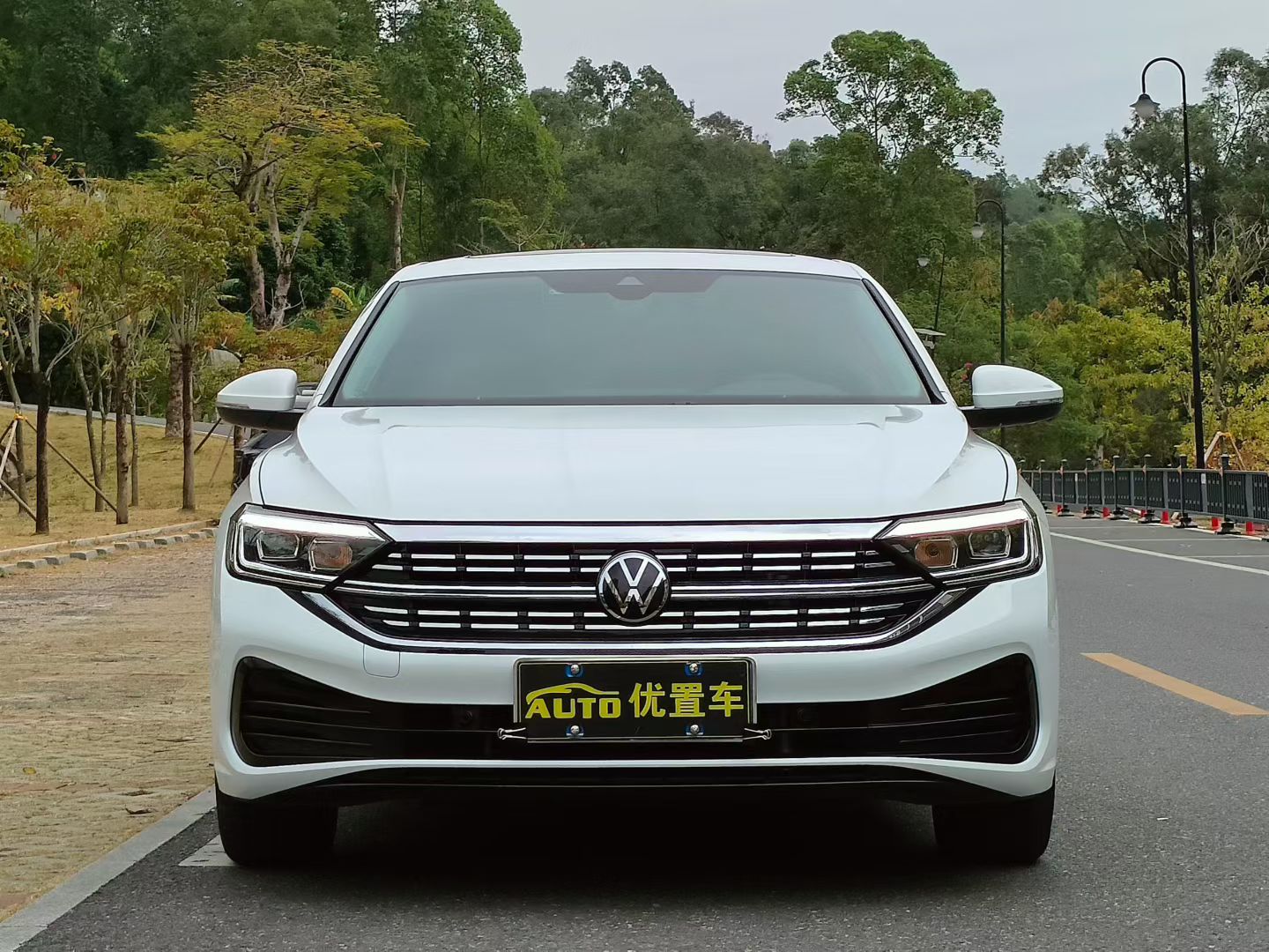 2024款大众速腾300TSI DSG 超越版