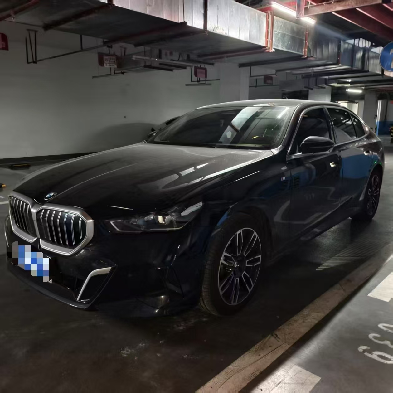 2024款宝马530Li领先型M运动套装