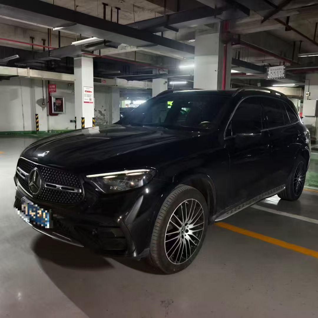 2024款奔驰GLC 300L 4MATIC豪华5座