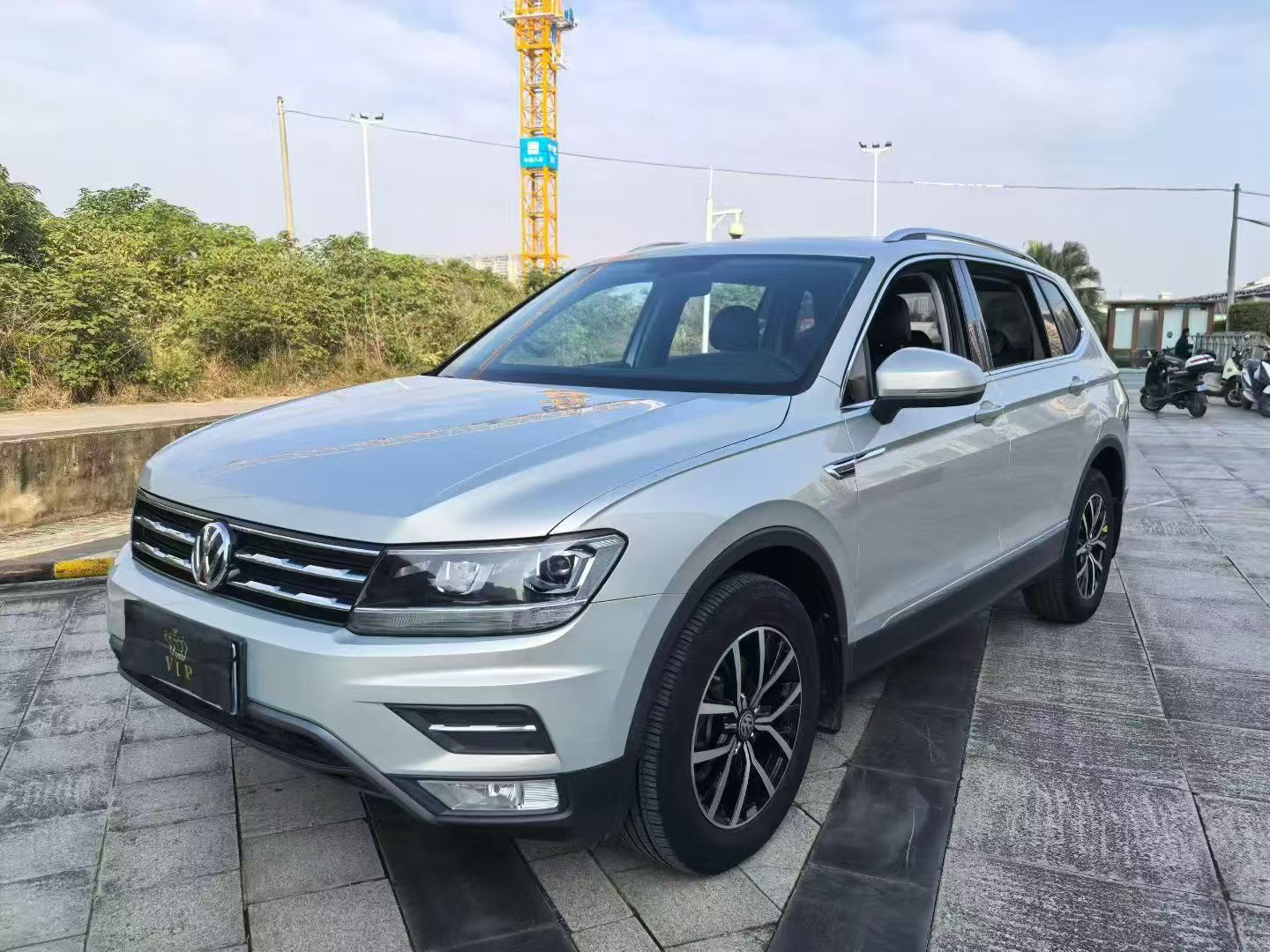 2018款大众途观L 2.0TSI 330TSI两驱豪华版