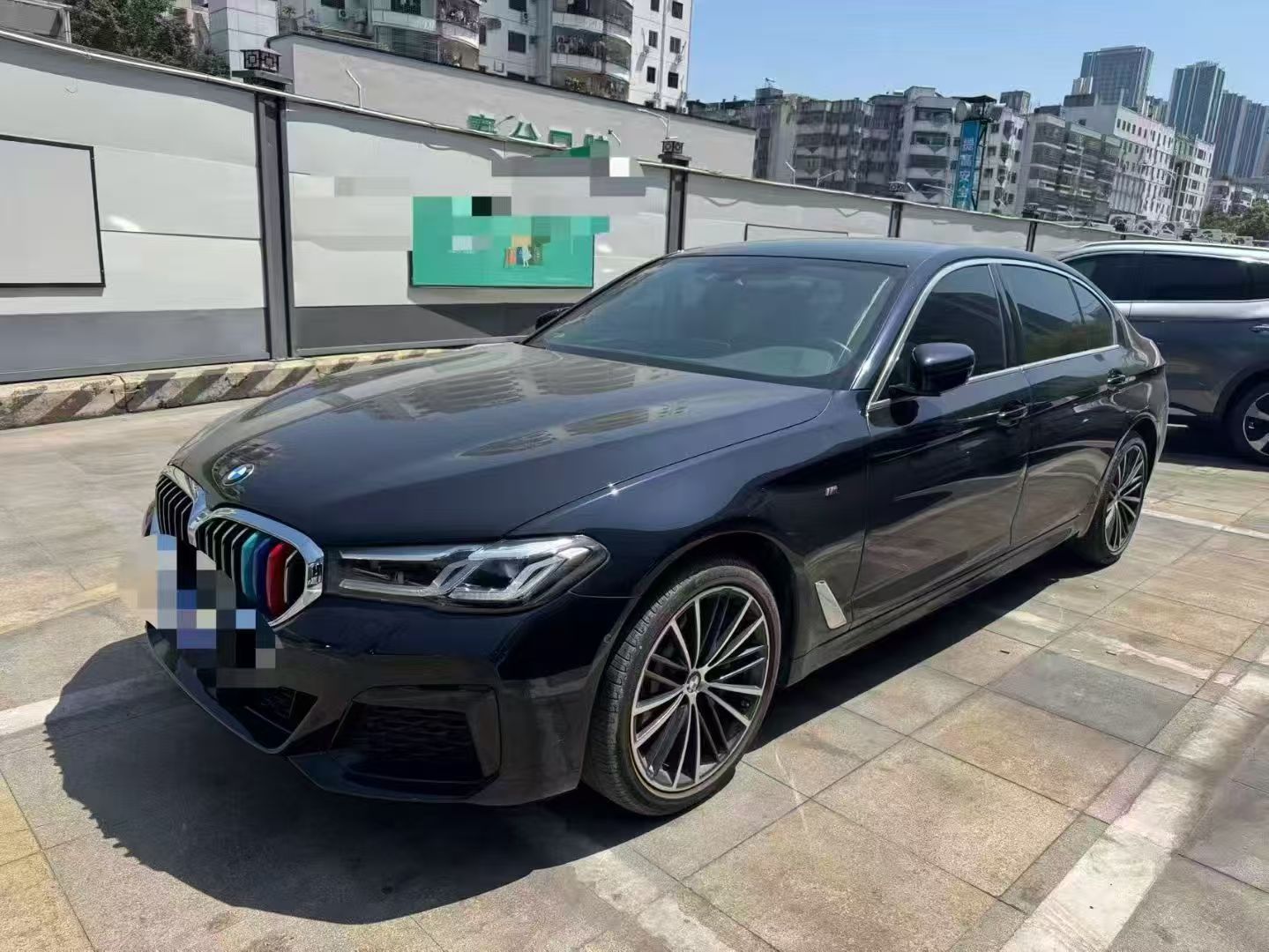 2019款丰田普拉多(进口)2.7LTX铁轮底挂天窗中东