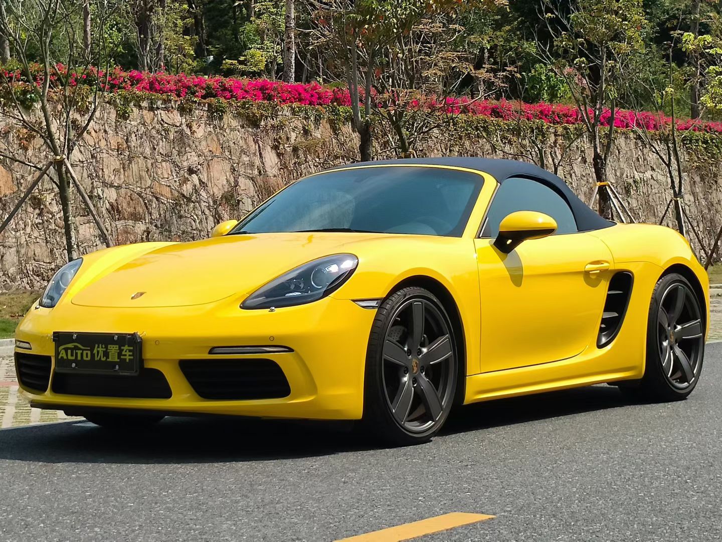 2023款保时捷718 Boxster 2.0T
