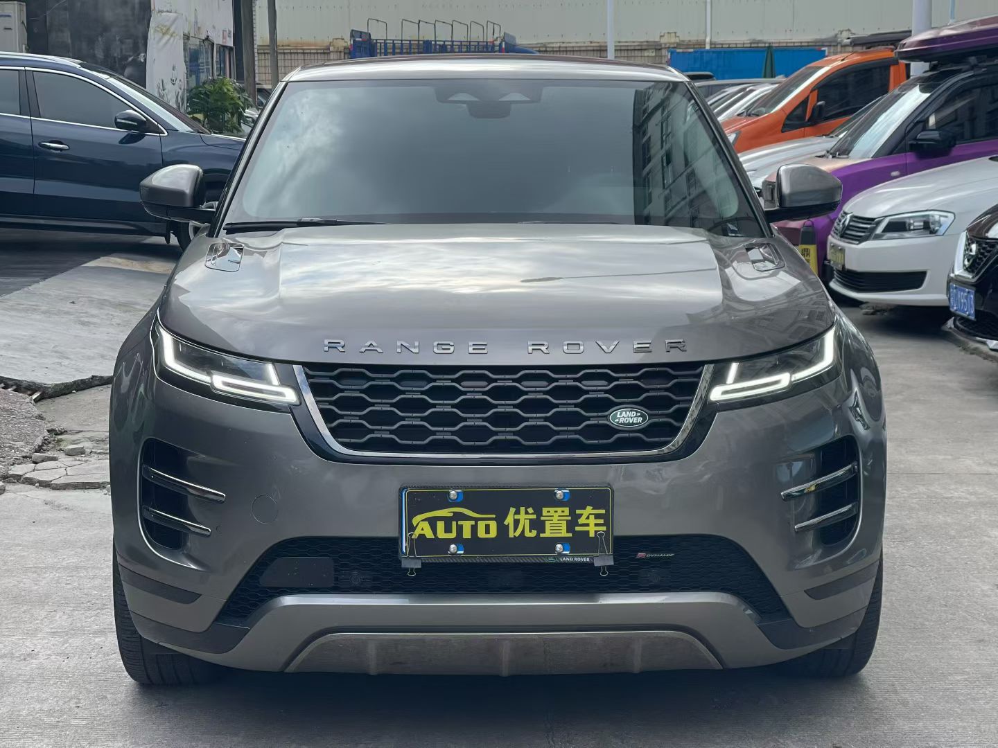 2022款路虎揽胜极光 249 PS豪华