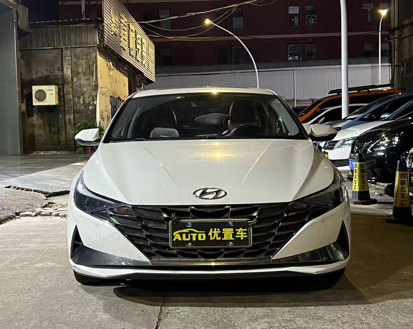 2021款现代伊兰特1.5L  GLX 精英版