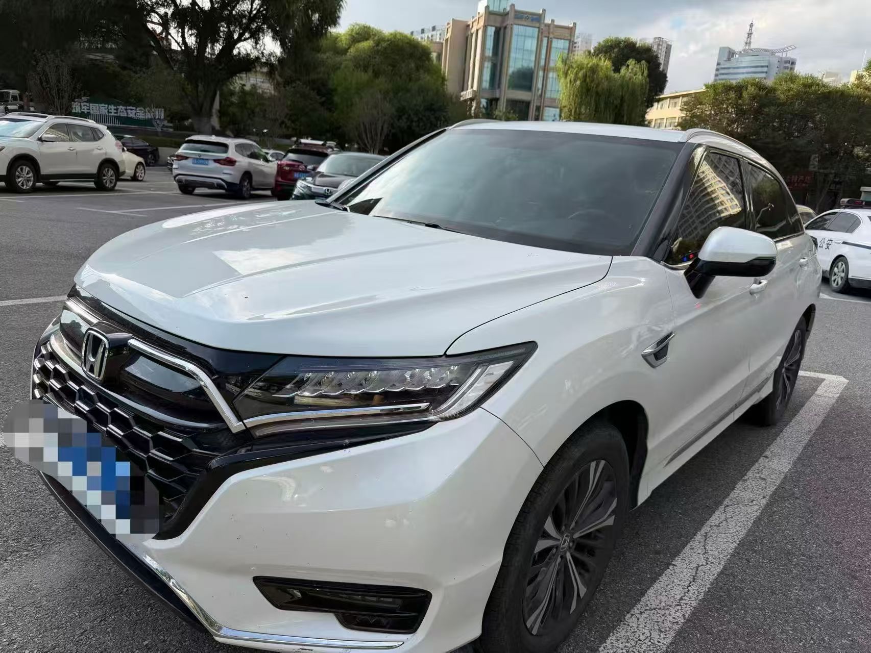 2020款 本田URV370TURBO 两驱尊雅版
