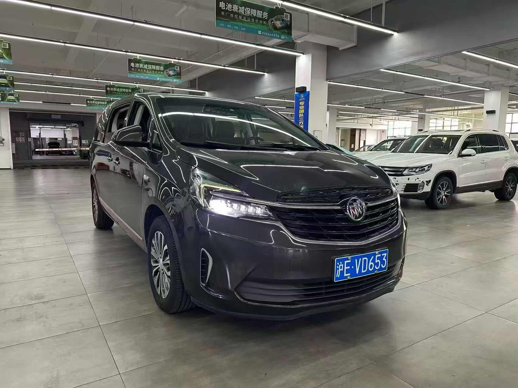 别克别克GL82017款别克GL825S豪华型国V