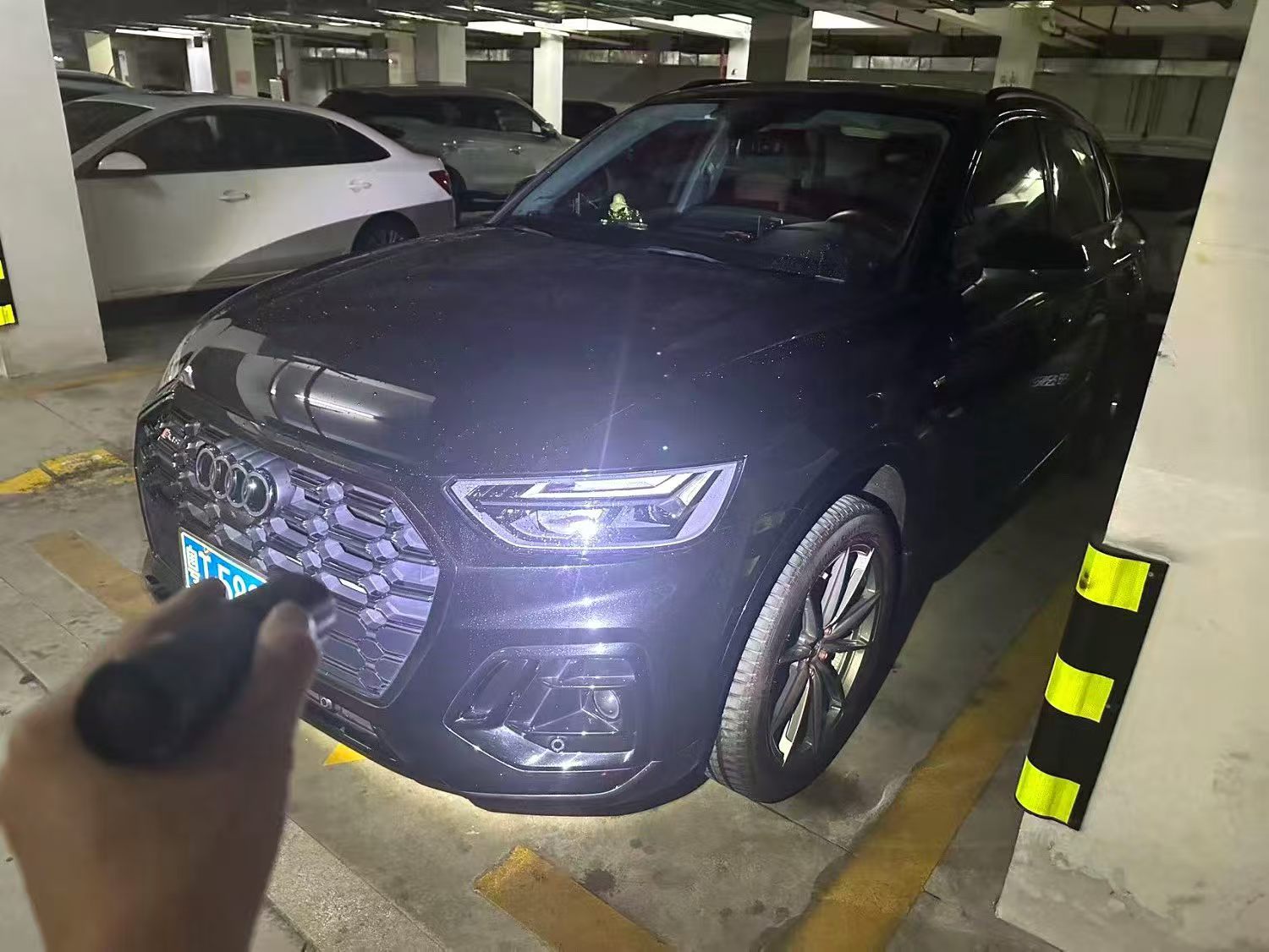 2020款奥迪Q335TFSI时尚动感型